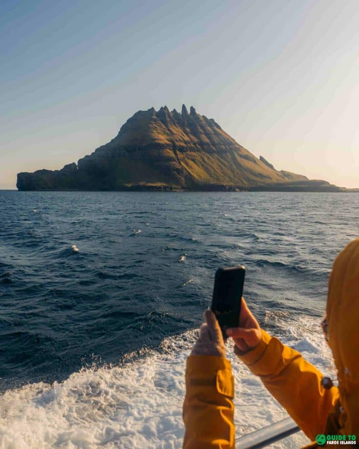 Tindhólmur seen from boat