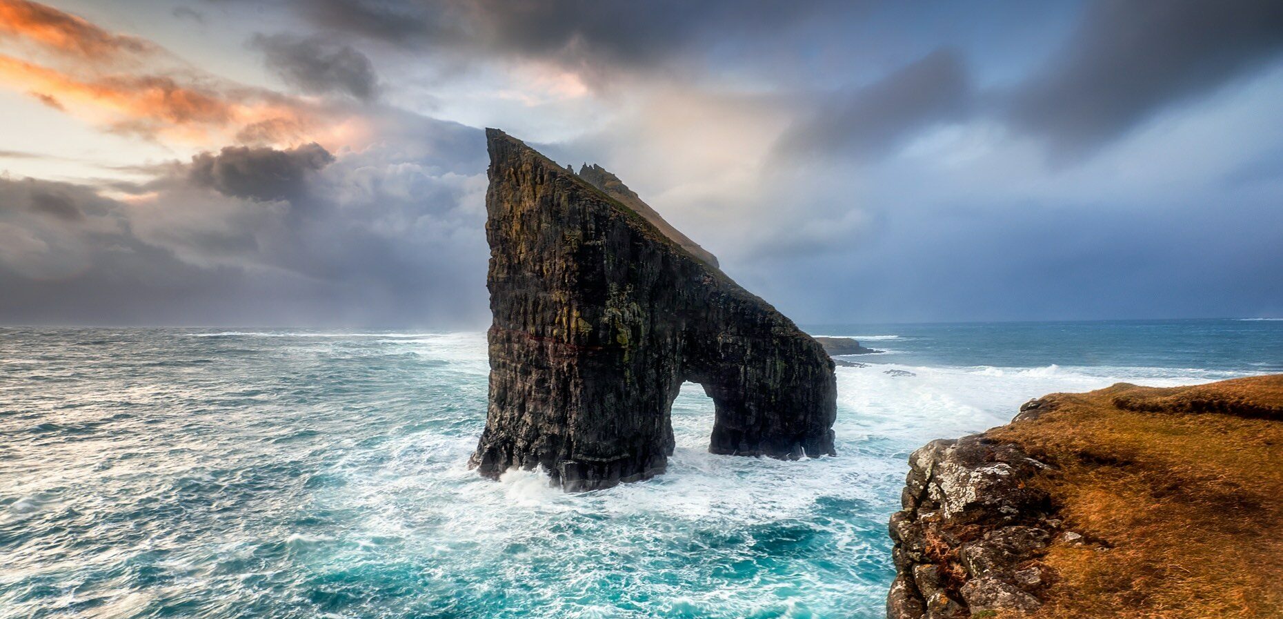 Drangarnir - Guide to Faroe Islands