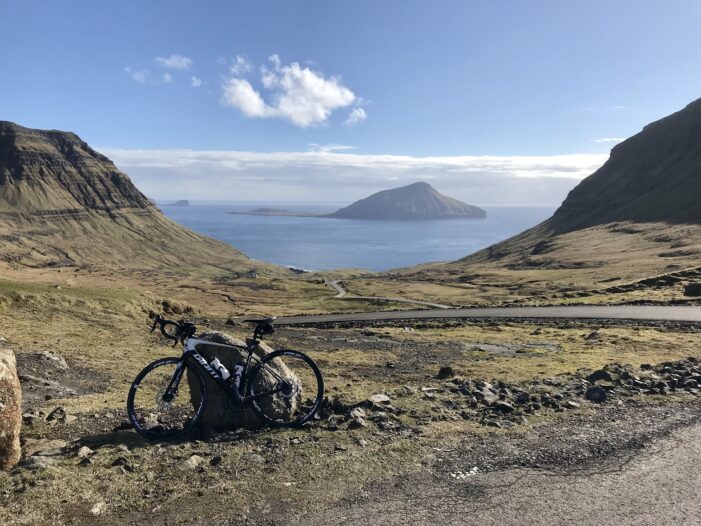 Bicycle at Norðradalsskarð