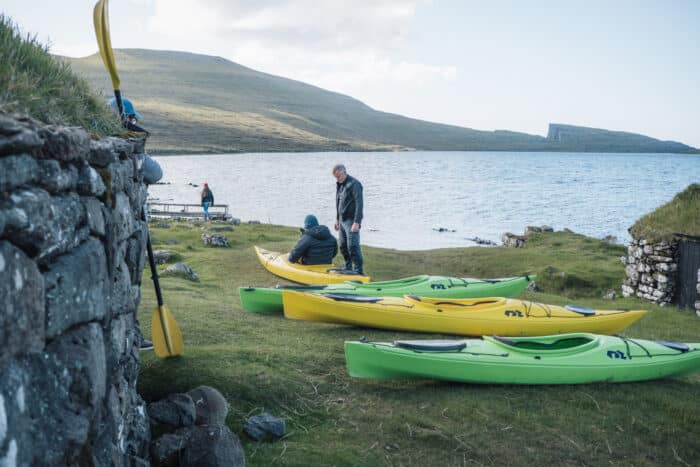 Kayaks next to Lake Leitisvatn