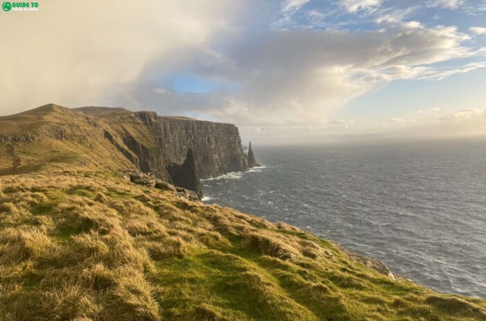 3 Easy Hiking Trails in the Faroe Islands | Guide to Faroe Islands
