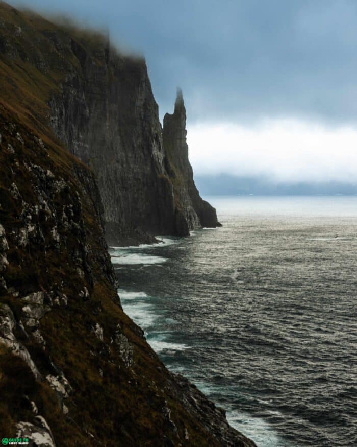 Trøllkonufingur Rock Pillar