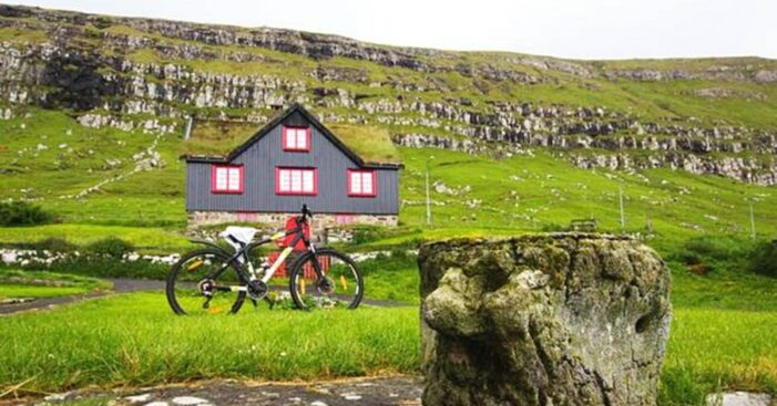 Biking Kirkjubøur