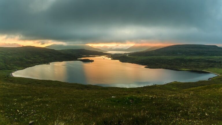 Lake Toftavatn in evening light