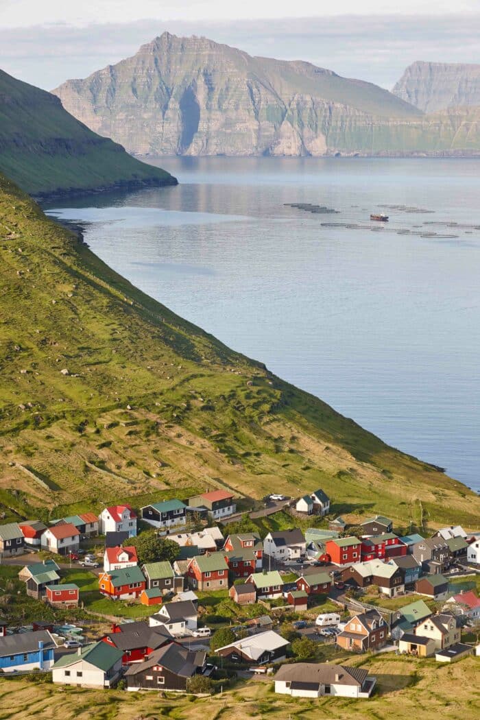 Houses in Funningur