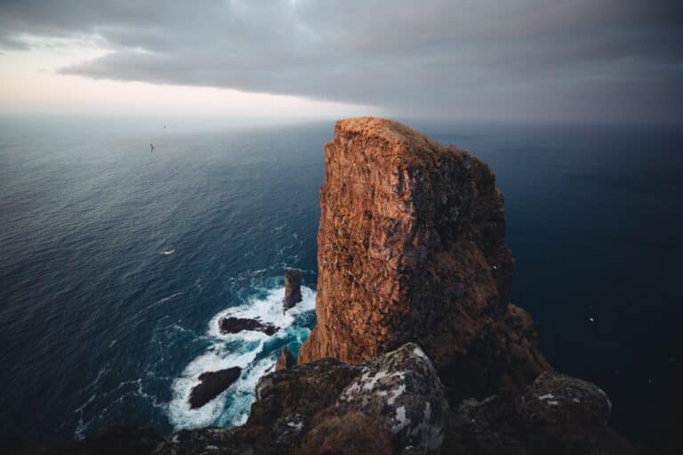 Eiðiskollur Cliff