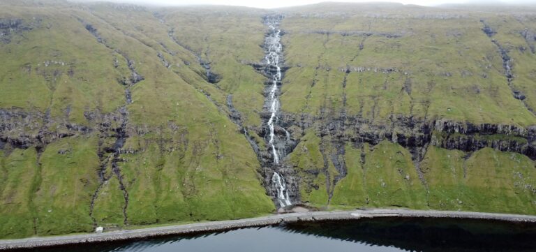 Týggjará Waterfall