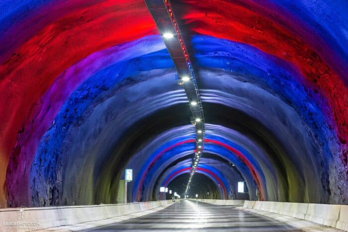 Light show in underwater tunnel