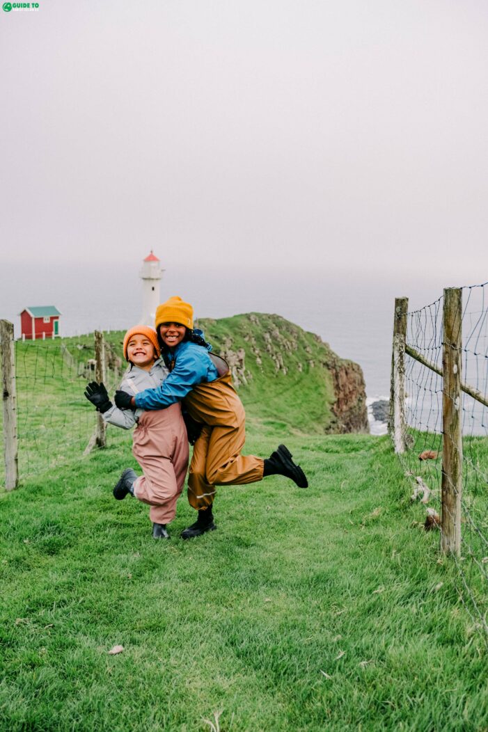 Kids at Akraberg Lighthouse