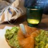 Bread with salmon and guacamole